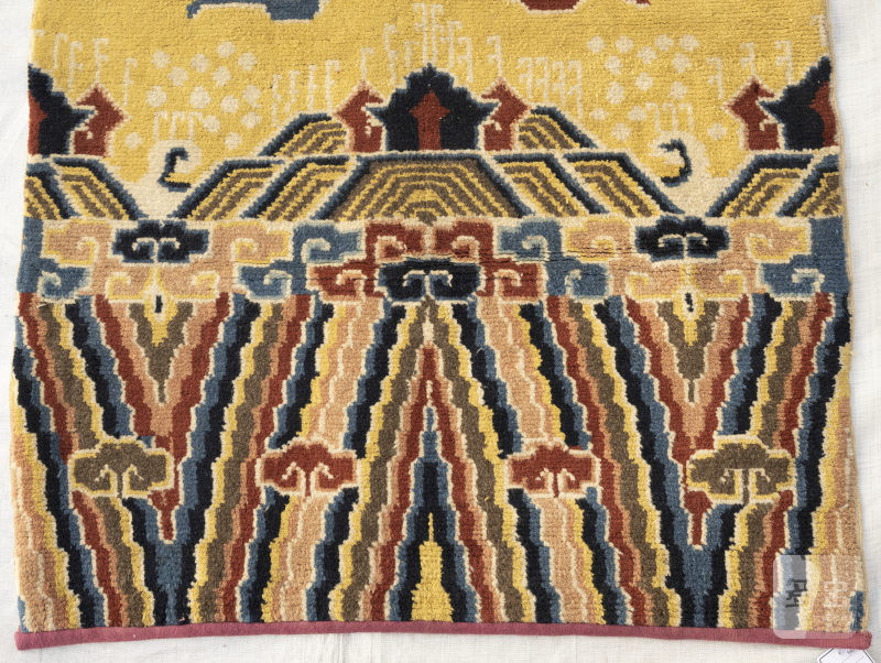 A pillar carpet - 图2